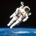 Um Astronauta pode ser punido se matar outro astronauta no espaço?