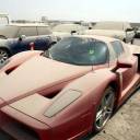 Dubai tem um problema de carros de luxo abandonados