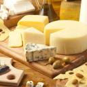 Comer muito queijo aumenta risco de câncer de bexiga