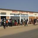 Angola proíbe operação de igrejas evangélicas do Brasil