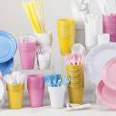 França proíbe venda de copos e pratos plásticos descartáveis