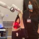 O mais novo robô do MIT pode ajudar idosos a se vestirem
