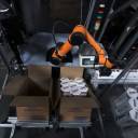 Rent-a-robot: a nova resposta do Vale do Silício para a escassez de mão de obra em fábricas menores nos EUA