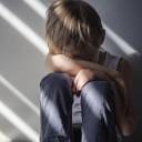 Estudo: bloqueios levaram 60.000 crianças no Reino Unido à depressão clínica