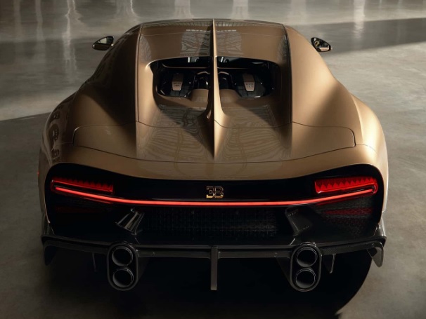 Bugatti parte traseira